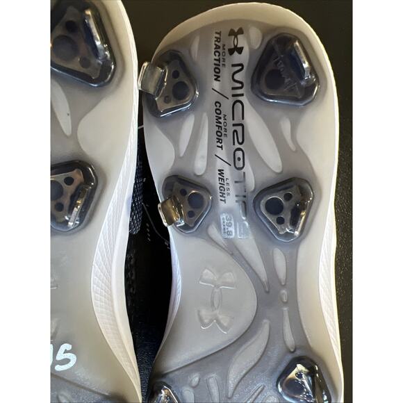 Under Armour Glyde 2.0 MT Women's 10 Softball Cleats Shoes Black 3026601-001 NEW - Picture 6 of 7